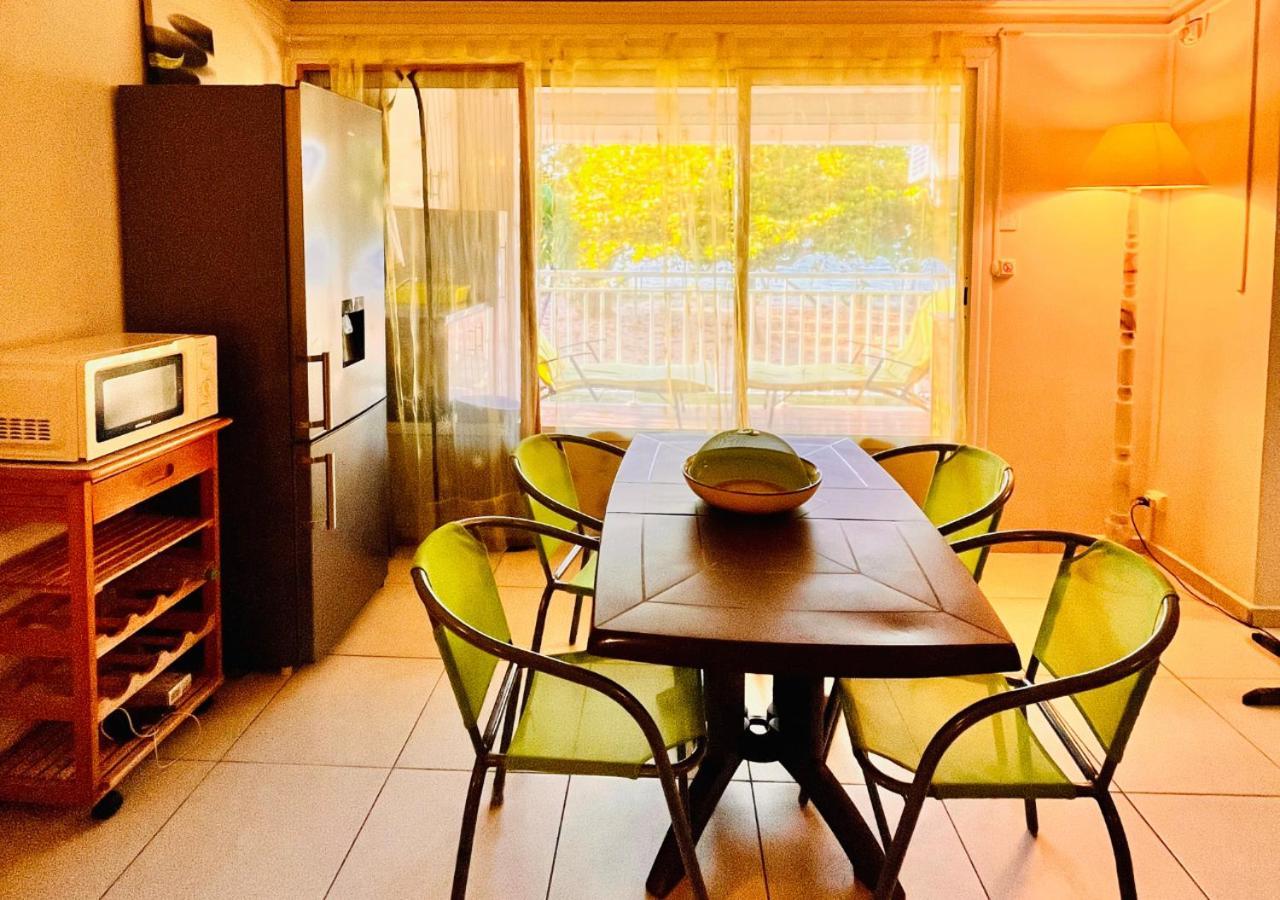 Studio Emeraude - Vue Mer - 6 Personnes Le Moule Kültér fotó